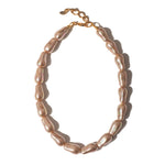 Choker Pérolas Rosê Cecily | rosé | pérolas, resina premium e metal com banho | Ene Ene