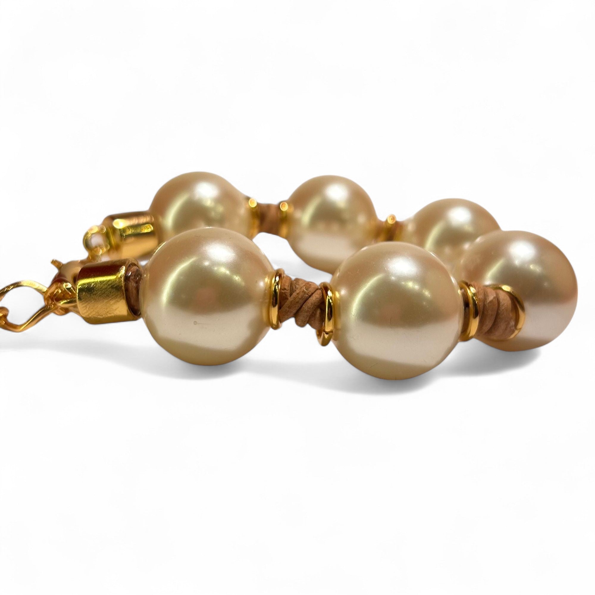 Pulseira Pérolas Allure P | dourado | pérolas e corrente metálica | Ene Ene