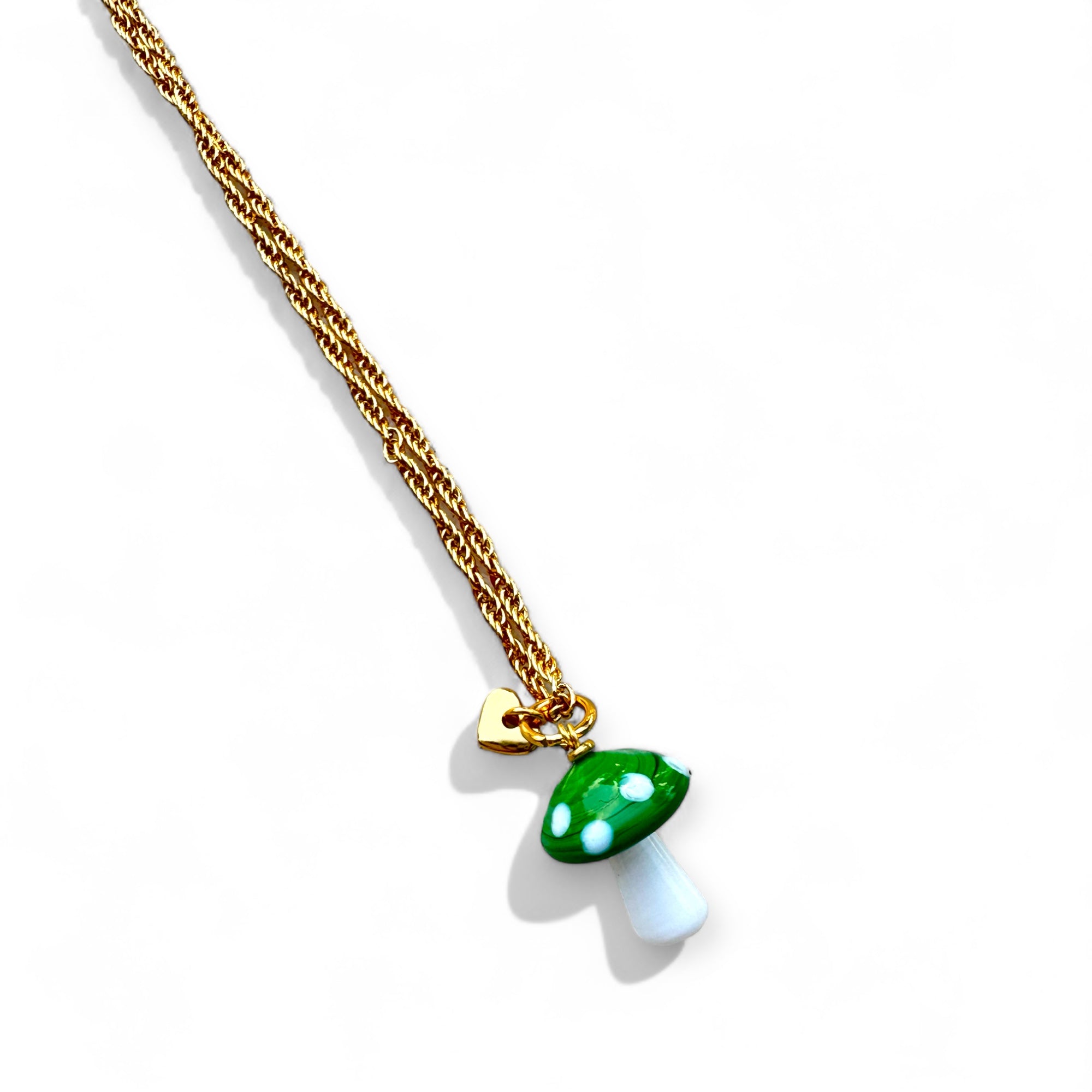 Colar Corrente Cogumelo Verde E Branco | branco e verde | resina premium, metal com banho, murano e corrente metálica | Ene